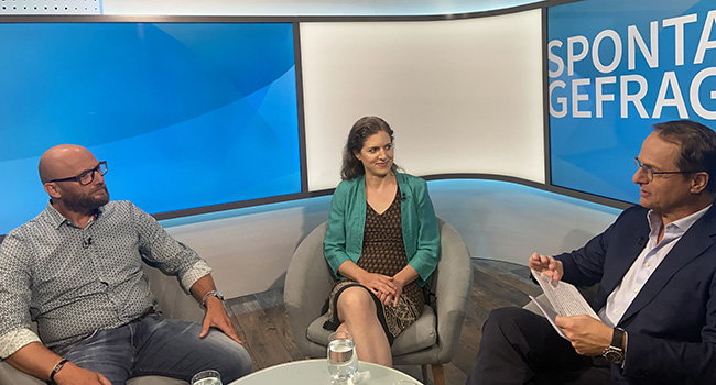 Julia Derx in Spontan gefragt Julia Derx im Interview bei "Spontan gefragt"